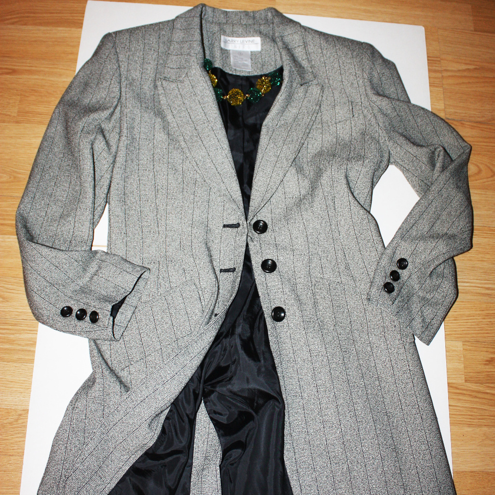Rayon stylish classic suit for stylish ladies =